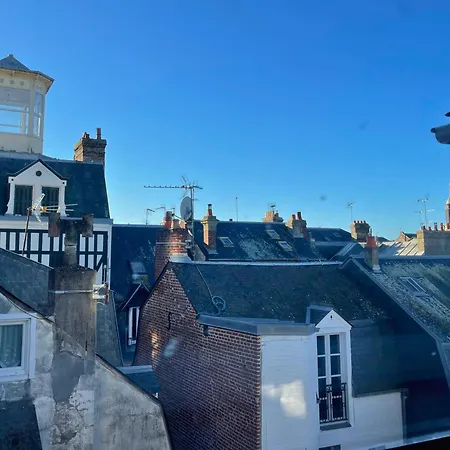 Madeleine Renovee Hyper Centre