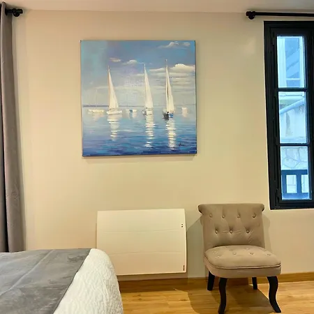 Madeleine Renovee Hyper Centre